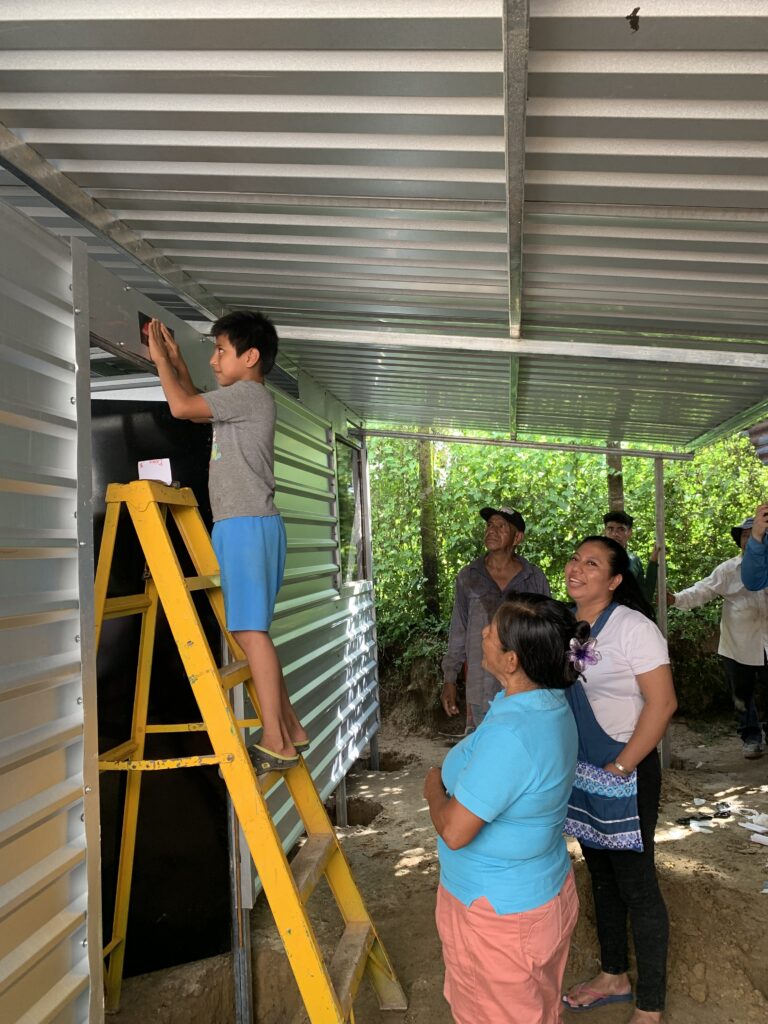 El Salvador shelter home team 2